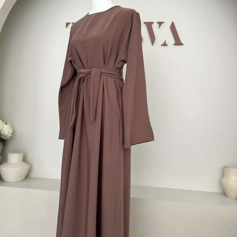 Taqwa Paris Abaya Basique Mokka (existe en marron chocolat)